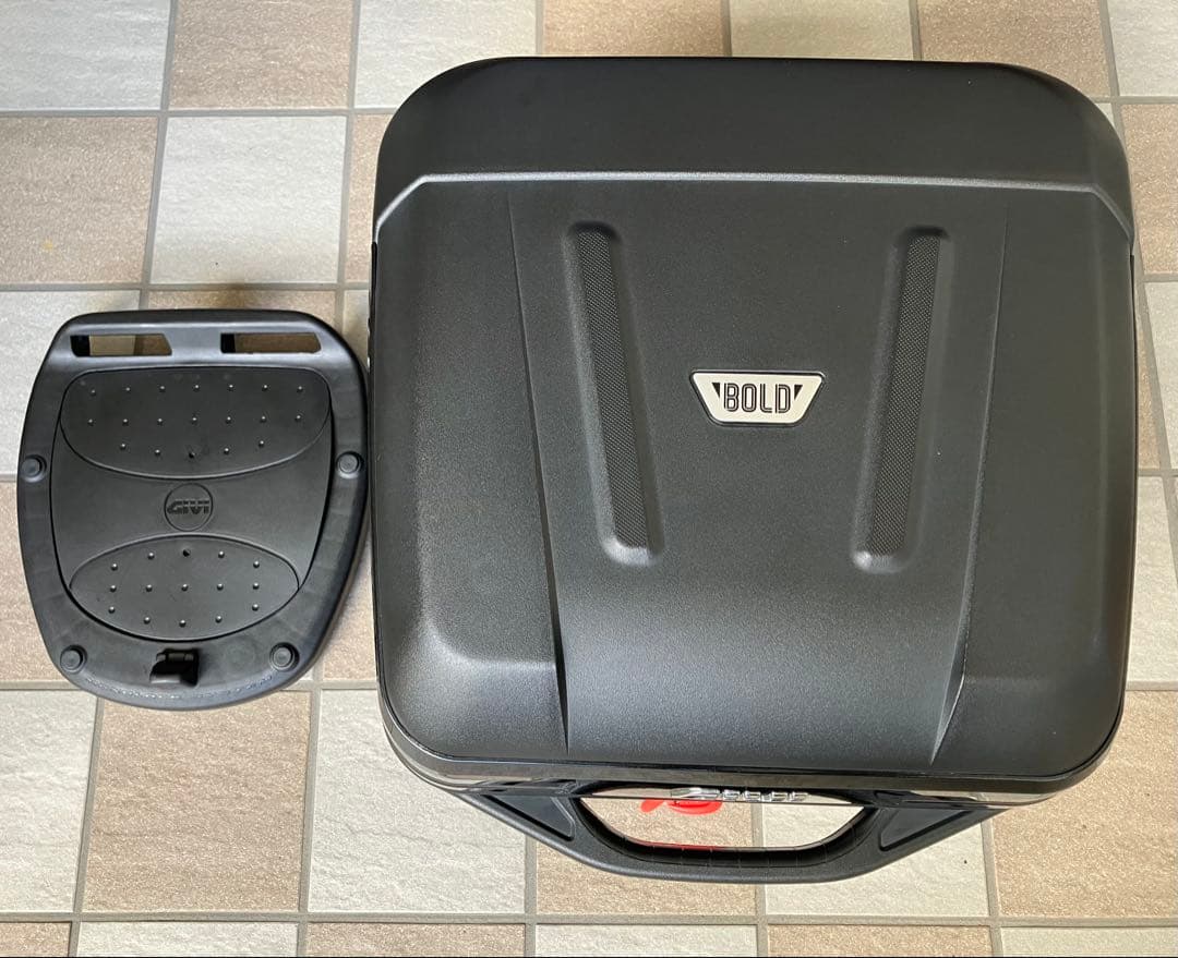 GIVIリアボックス モノロック 32L B32NB バイク用 トップケース
