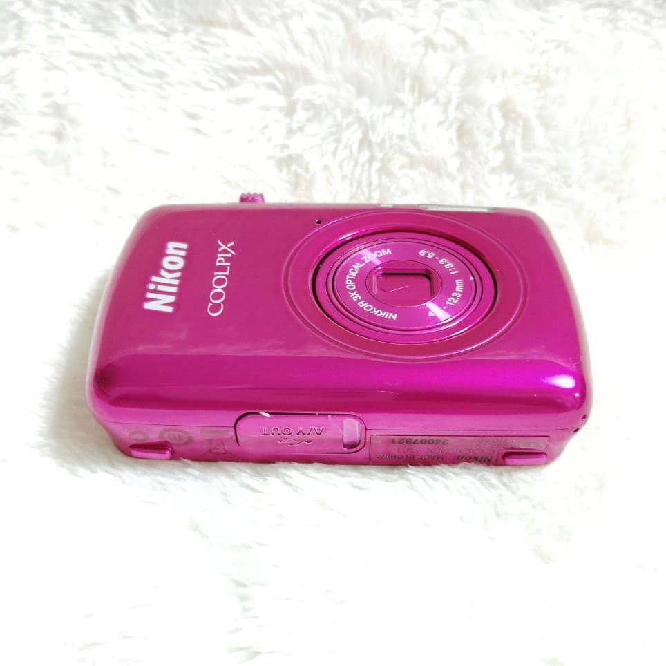 美品✨ Nikon COOLPIX S01 ピンク 充電ケーブル ミニサイズ
