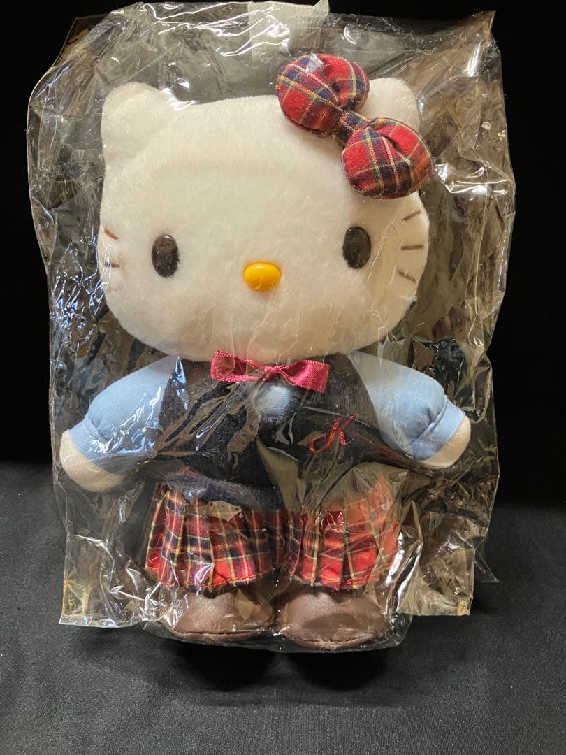 ハローキティ　女子高生　レア　ぬいぐるみ　B2244