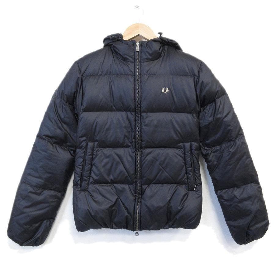 美品 フレッドペリー ダウンジャケット S 黒 30-26012306