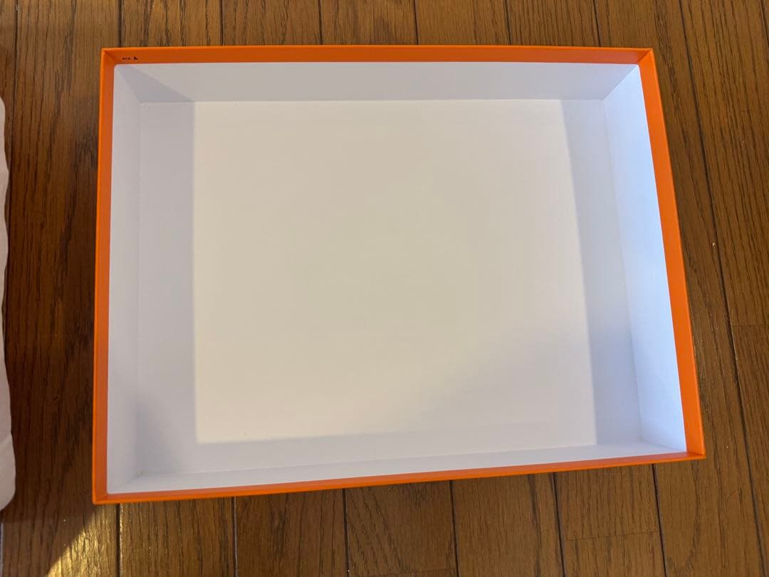 HERMES エルメス　2026 インザループ 18 純正ボックス