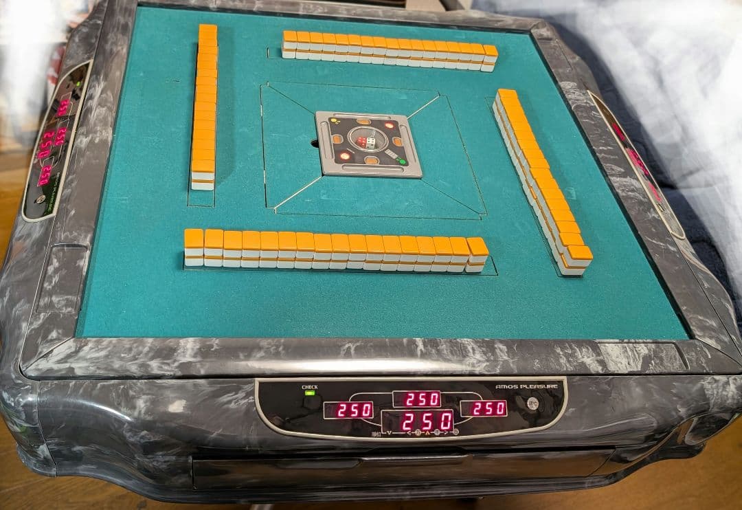麻雀用全自動卓　アモスプレジャー