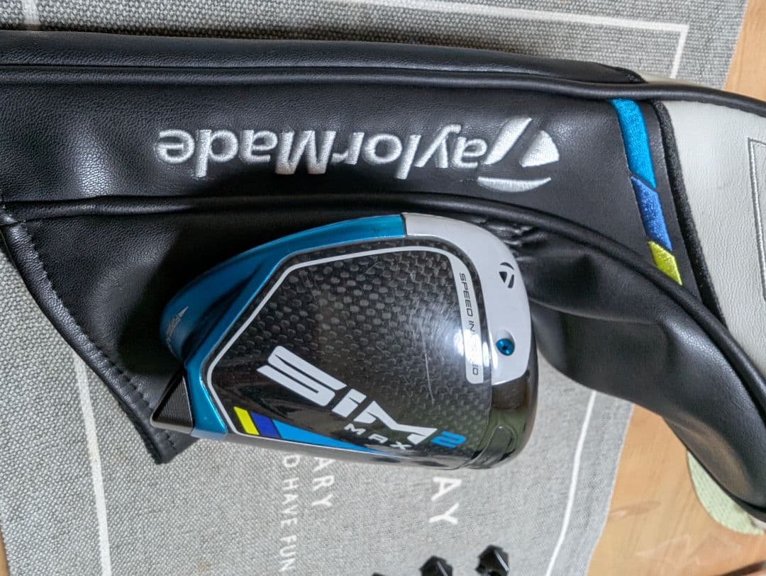 TaylorMade SIM2 MAX ドライバー 10.5度　ウエイト付き