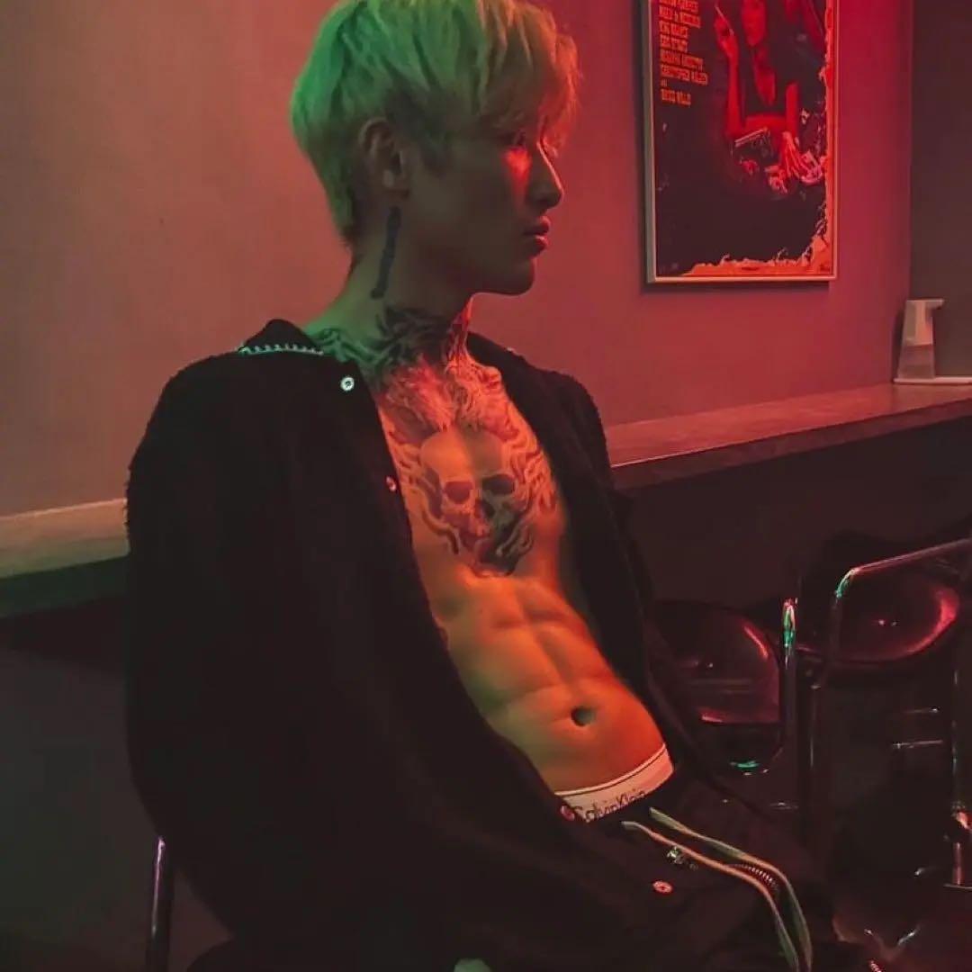 UNTORN Fuzzy Knit Polo Cardigan 平本蓮着用