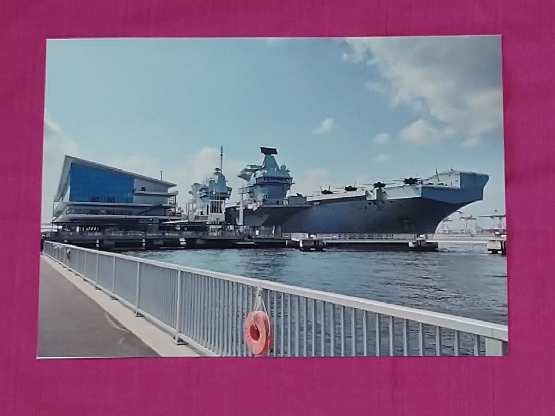 イギリス海軍プリンス・オブ・ウェールズ乗組員直筆サイン&生写真