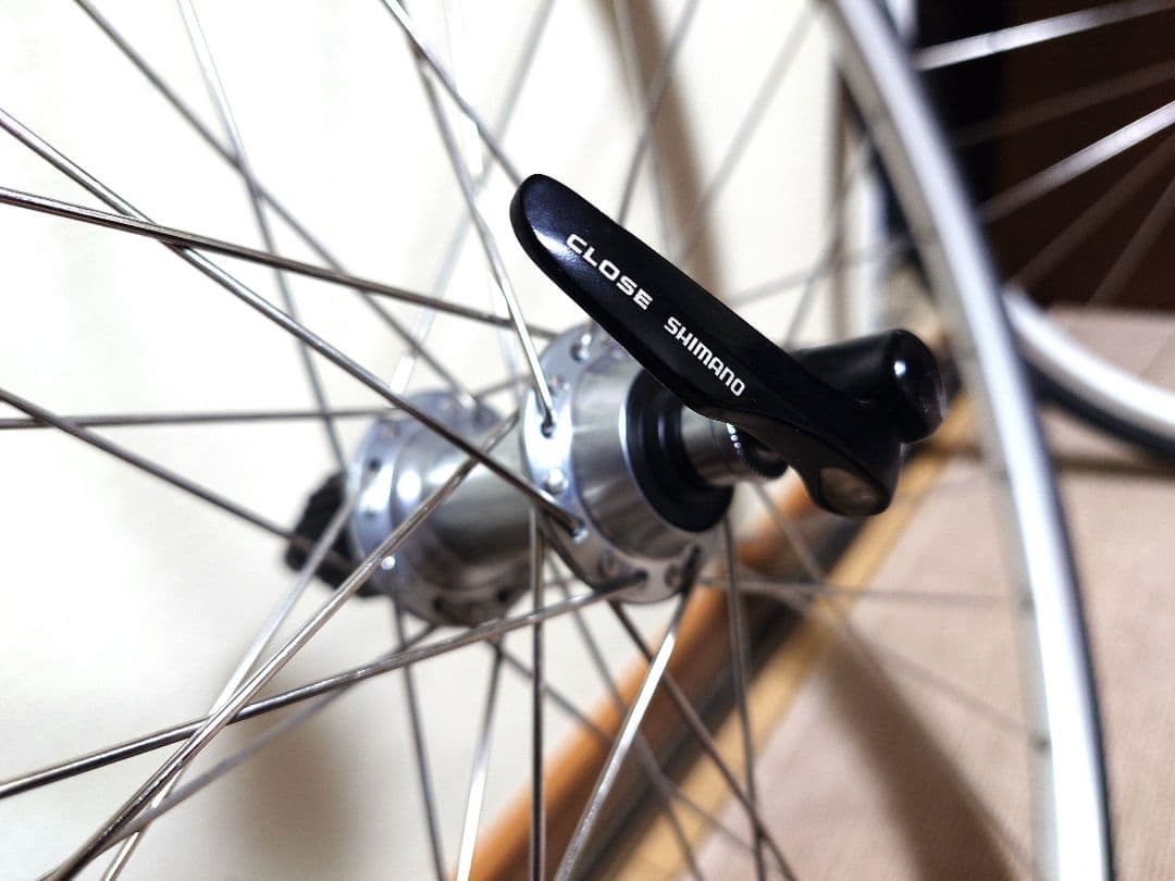 アラヤAR-713シマノ105(HB-5800)パナレーサー700×25c