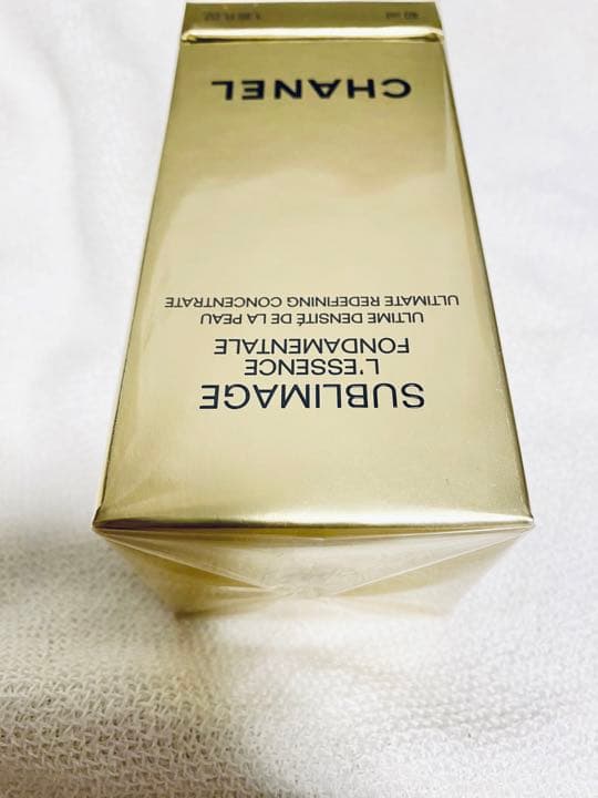 CHANELサブリマージュ レサンス フォンダモンタル