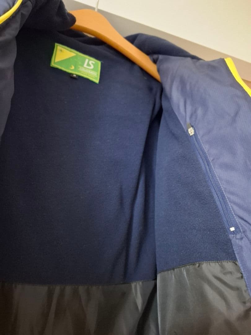 メンズ　ルースインソブラLUZ e SOMBRA　ダウン　フットサルウェア