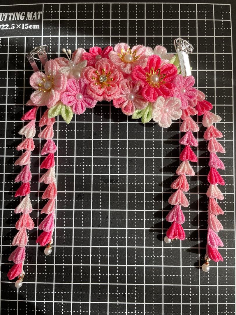 たな　犬用髪飾りバレッタ　つまみ細工