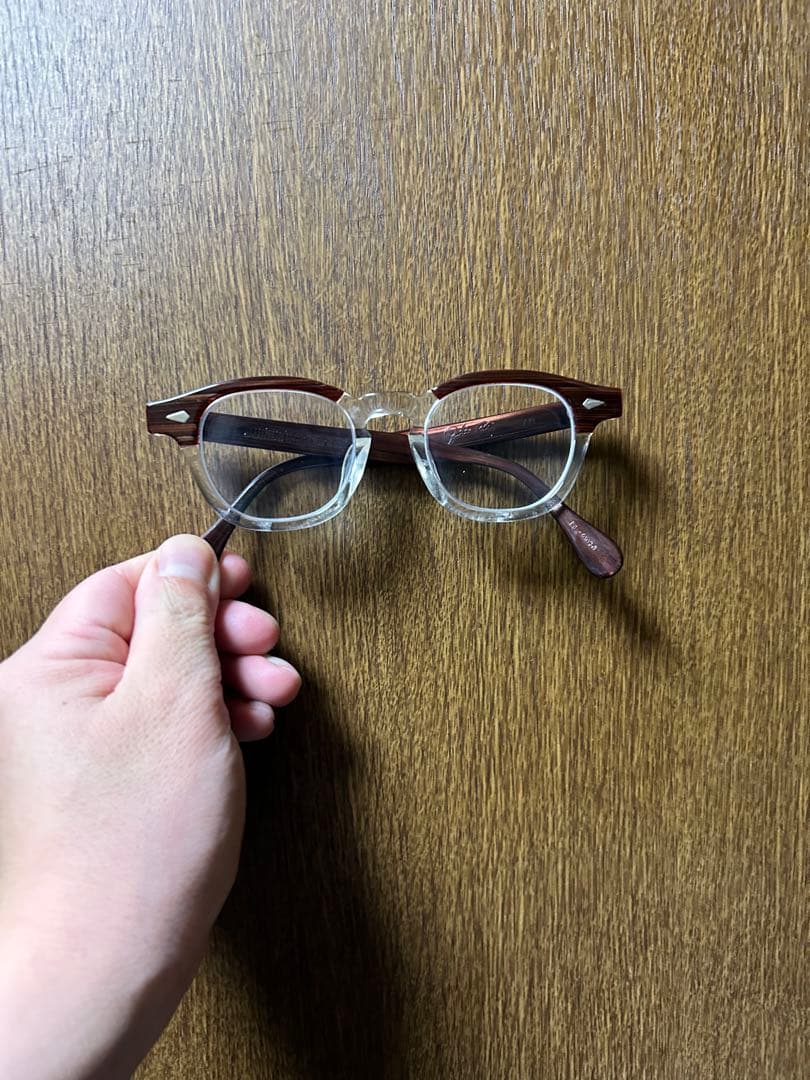 ジュリアスタートオプティカル　AR