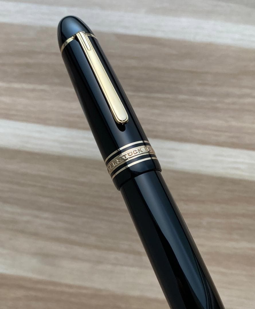 超美品　稀少 モンブラン 149 なで肩14C 中金 細字 エボナイト製 万年筆