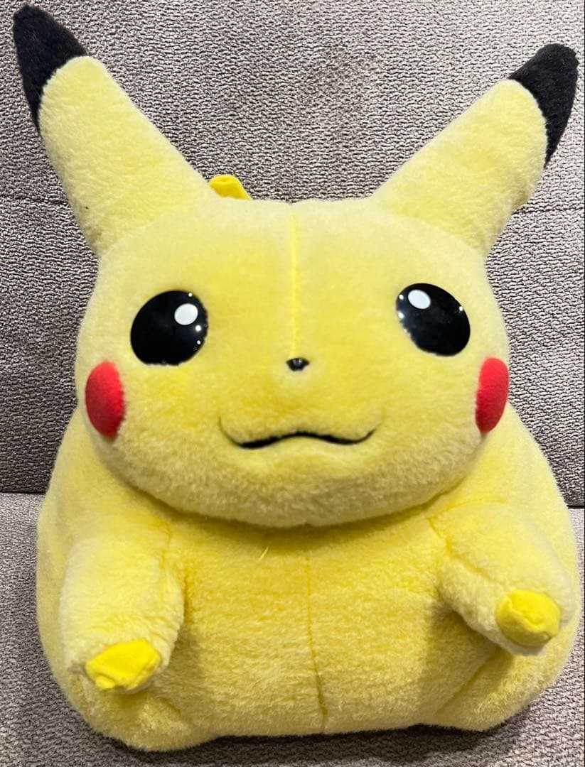 【美品】ピカチュウ　初期　レトロ　当時物　1/1 ぬいぐるみ　赤タグ　TOMY