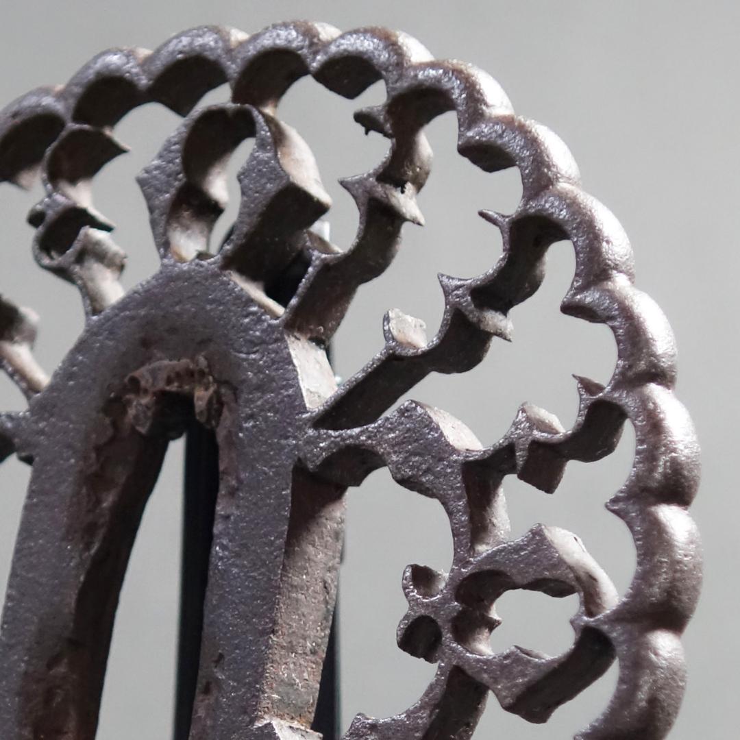 【京透 抱茗荷雁金透鍔】(鍔箱・布団付き) 鍔 鐔 刀装具 日本刀 武具 骨董