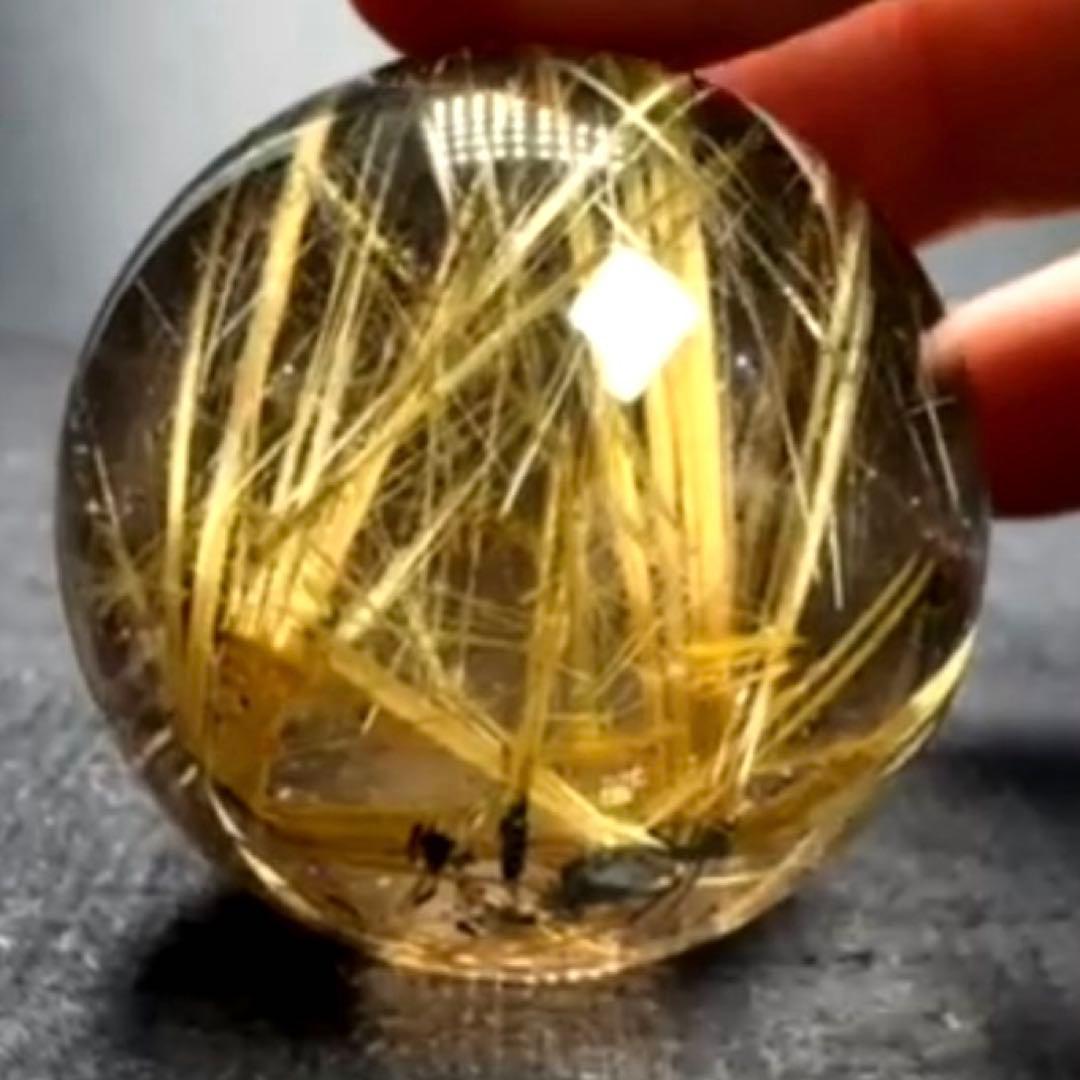 超絶綺麗✨40mm ゴールドタイチンルチルクォーツ　丸玉　スフィア　金針水晶