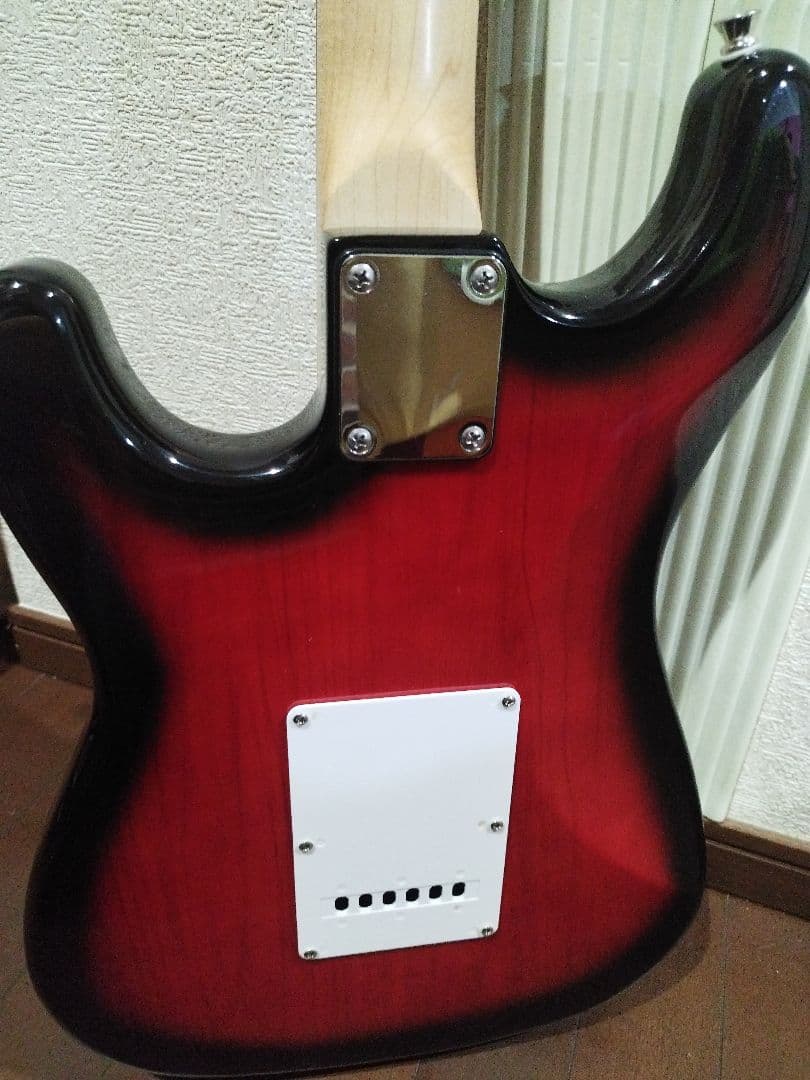 SELDER エレキギター ストラトキャスタータイプ レッド・ブラック