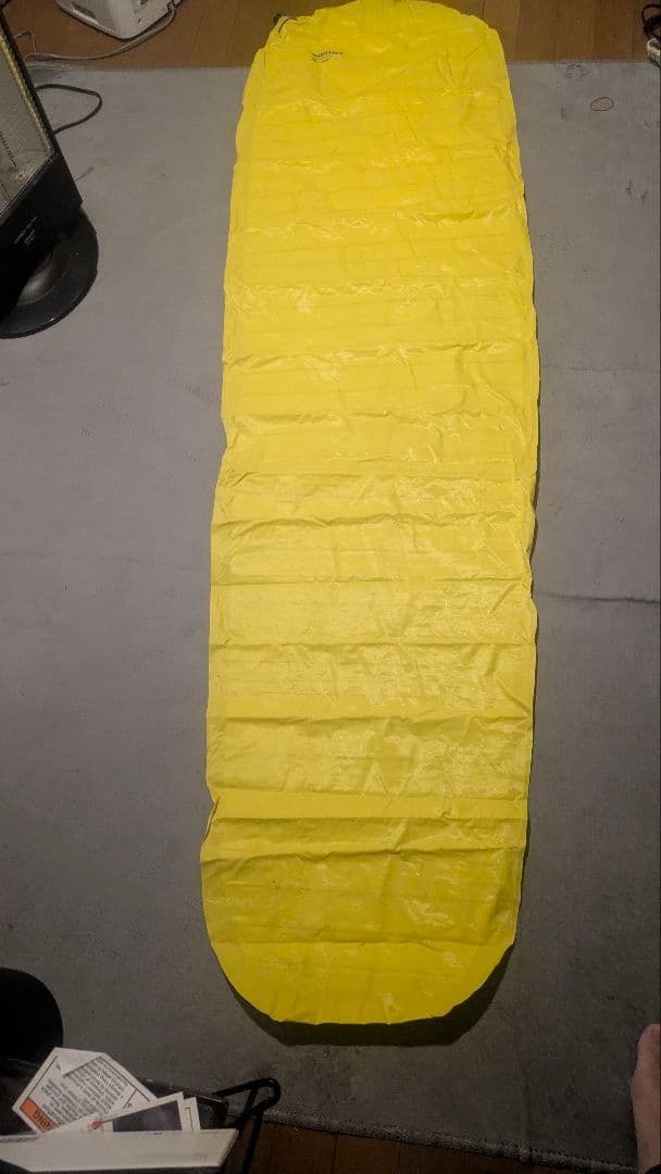 サーマレスト　ネオエアーＸライト　充電式エアポンプとセット