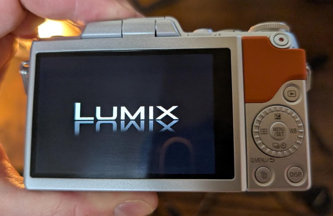Panasonic LUMIX DMC-GF8 レンズキット 美品 ほぼ未使用