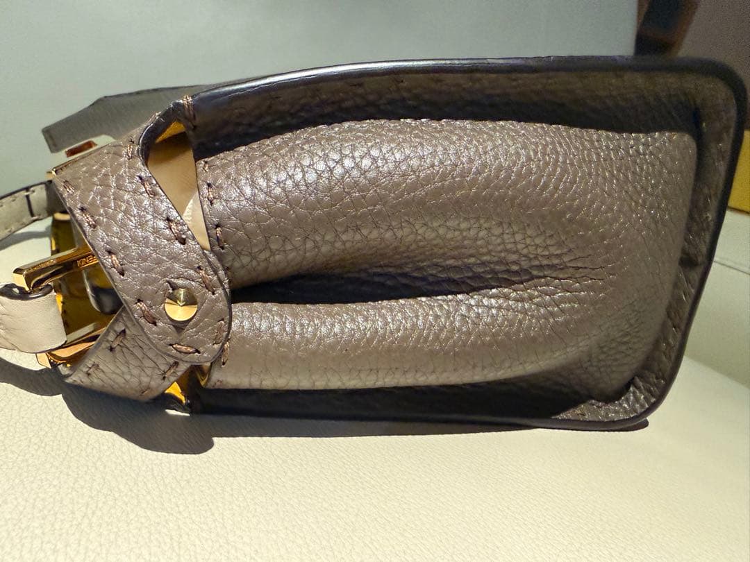 FENDIピーカブーアイコニックエッセンシャリー,ワンダーズキーホルダー　セット