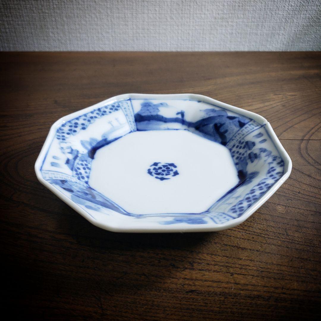 皿　八角皿　古伊万里　山水　風景　五弁花　染付　訳あり　欠け