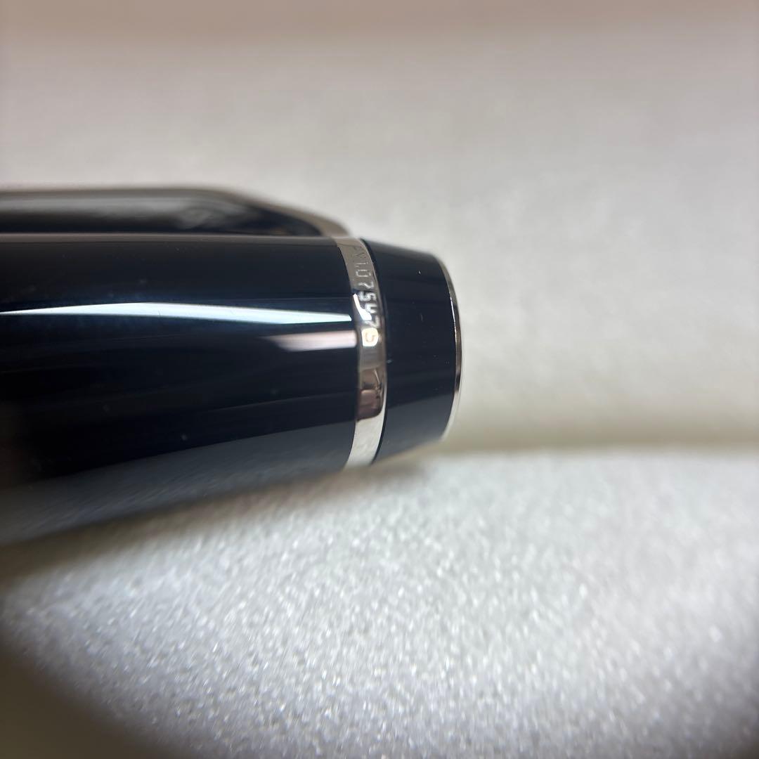 新品 montblancモンブラン 万年筆 ボエム ノワール 字幅F