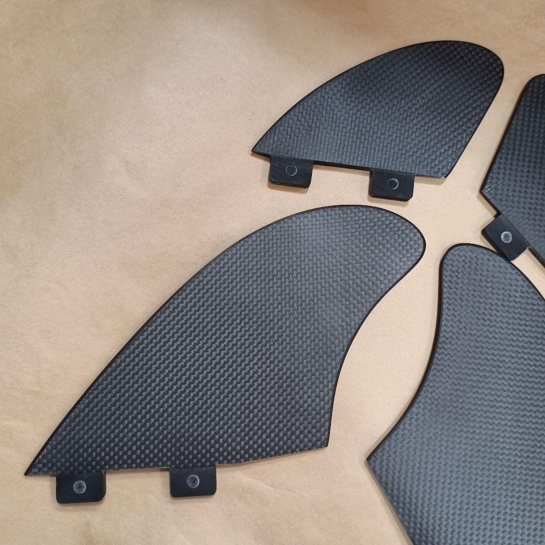 SALE中　カーボンコア　クワッドフィン FCS対応 マチャドクワッド系