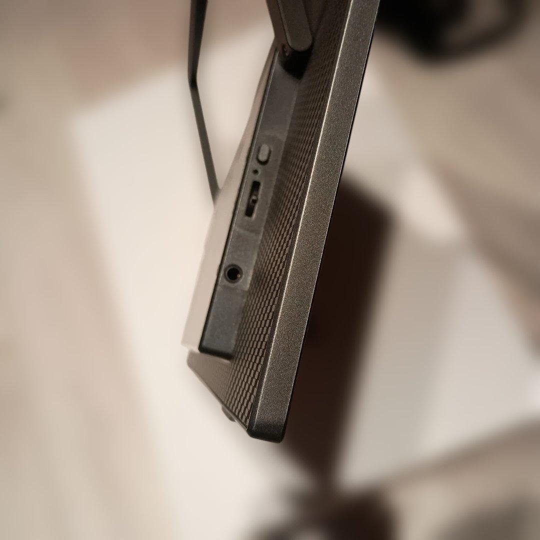 p*o様 m*y様 モバイルモニタ 16インチ 高解像度2560x1600 非光