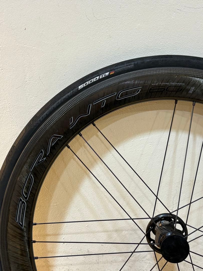 カンパニョーロBORA WTO60　ダークラベル