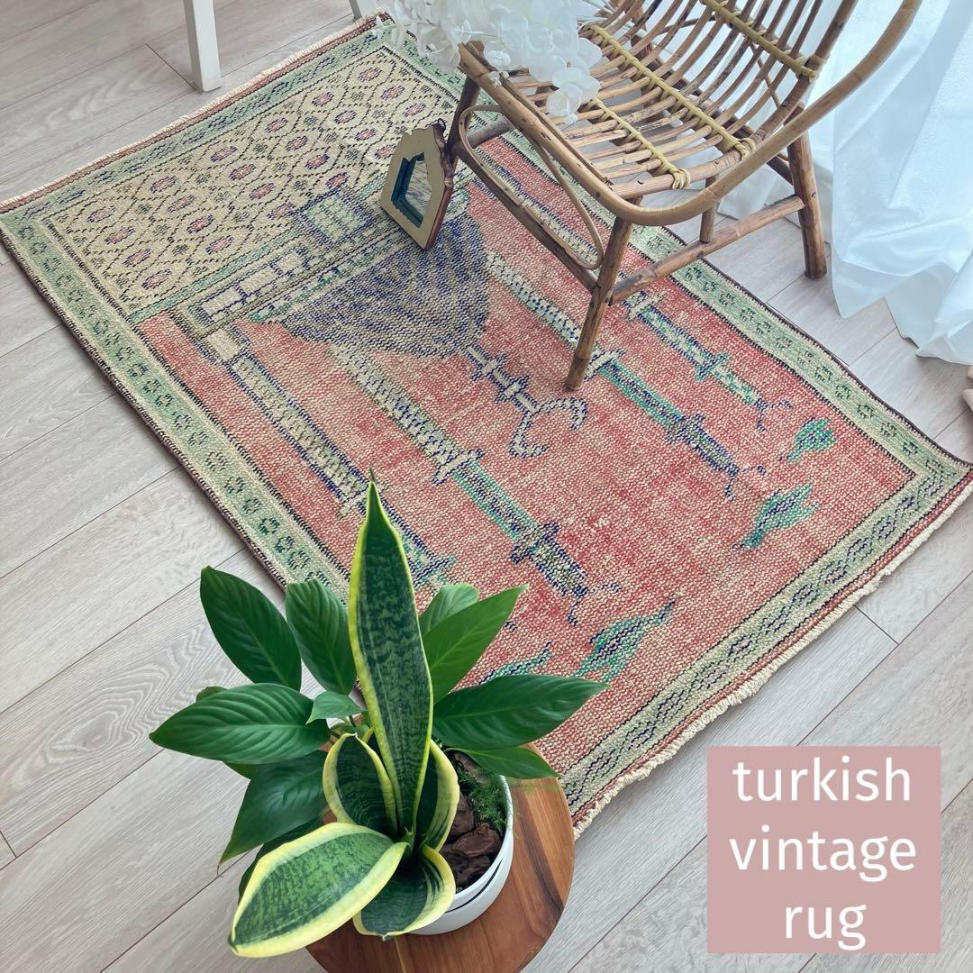 レッド✳︎グリーン　アート塔　パープル　リバーシブル　トルコヴィンテージラグ