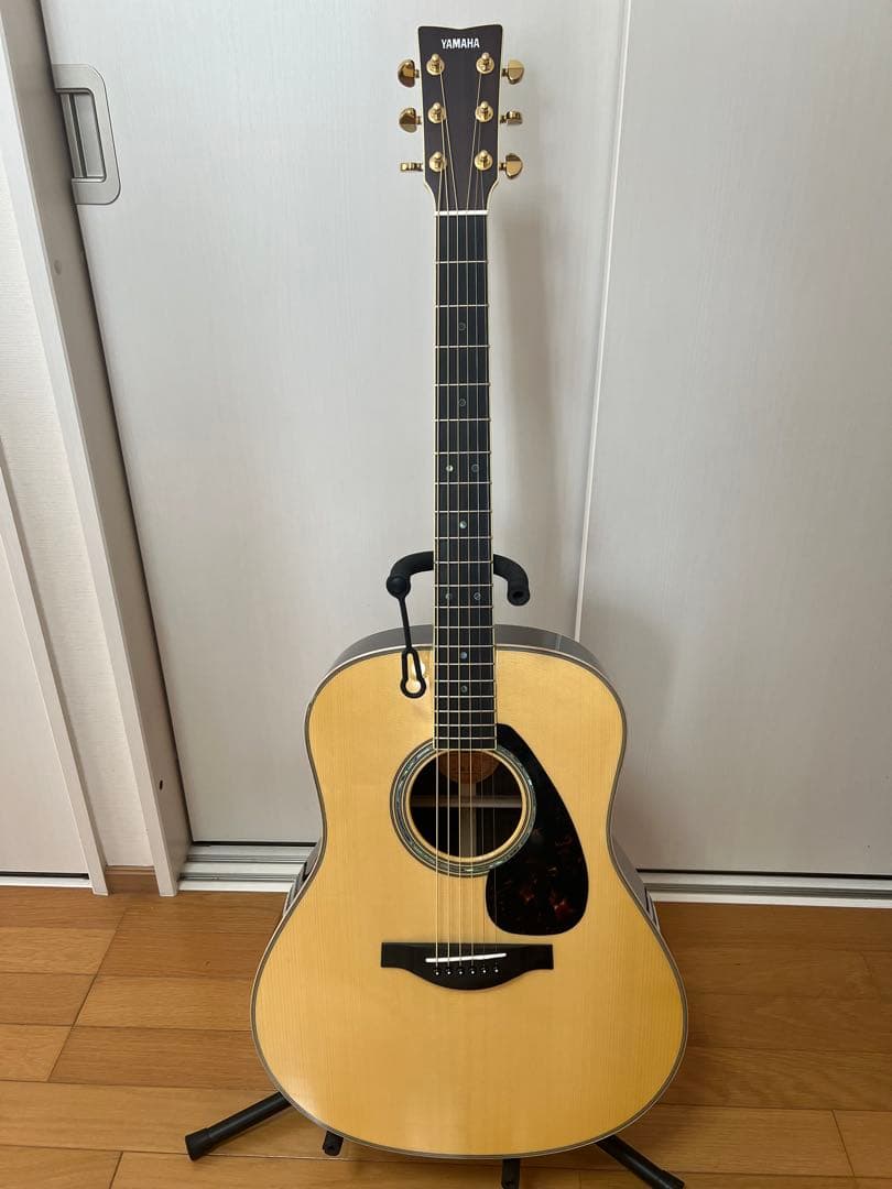 YAMAHA LL16ARE ほぼ新品　ALL単板