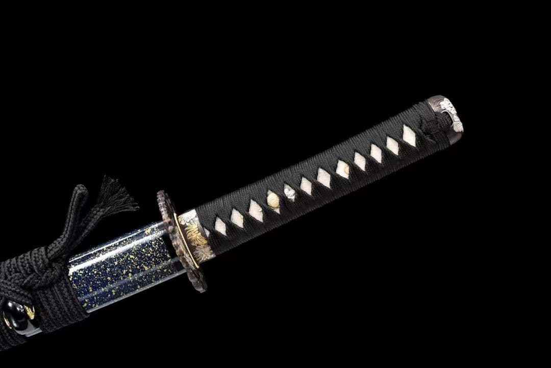 【赤みがかった月】武具　刀装具　日本刀　模造刀 居合刀