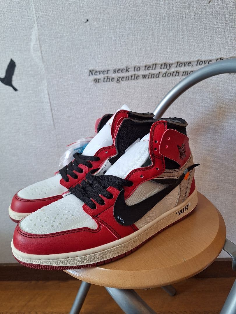 Off-White × Nike Air Jordan 1 chicago
