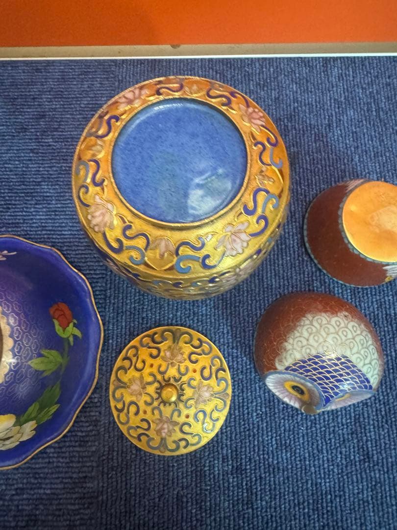 1852   七宝焼　景泰藍　碗1客　茶入1客　フクロウ1客