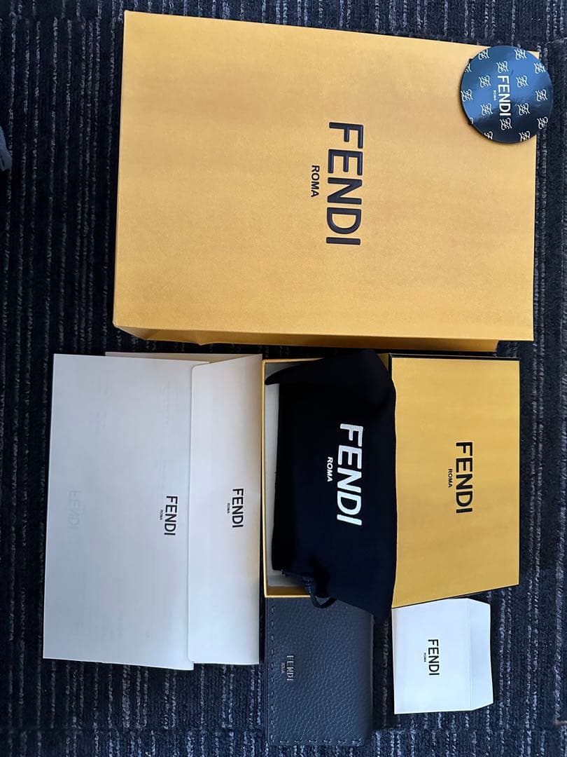 フェンディ FENDI セレリア ブラックレザー カードケース 名刺入れ