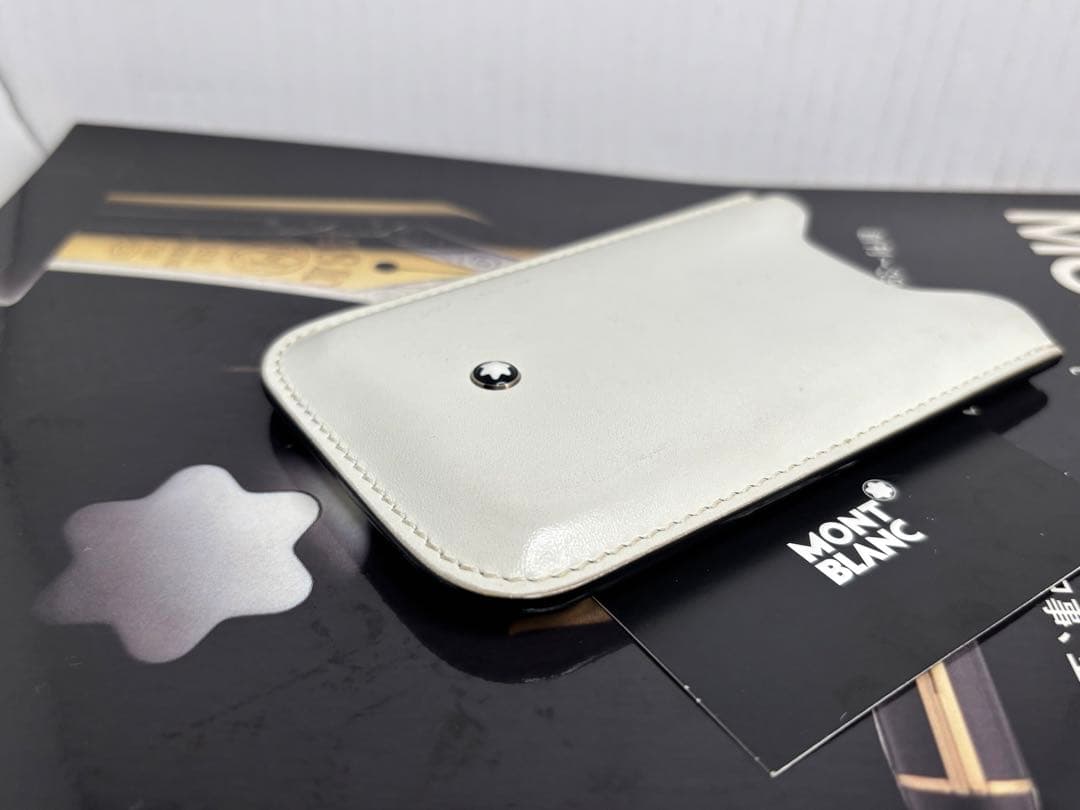 ⭐️美品⭐️モンブラン稀少完売逸品！本革製ペンポーチ・スマホケース・小物入れ白パール