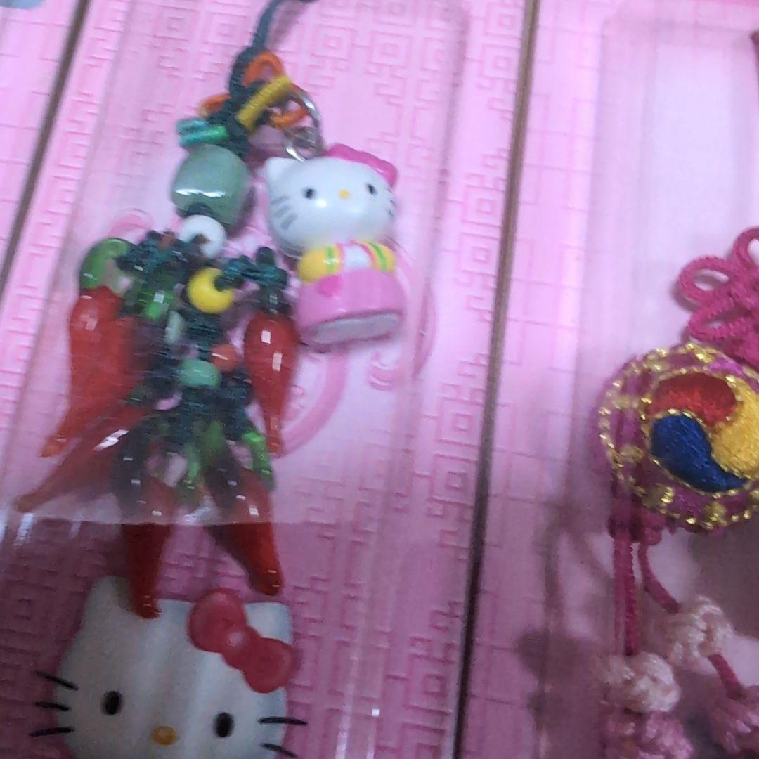 韓国限定 ハローキティ ストラップ 4個セット