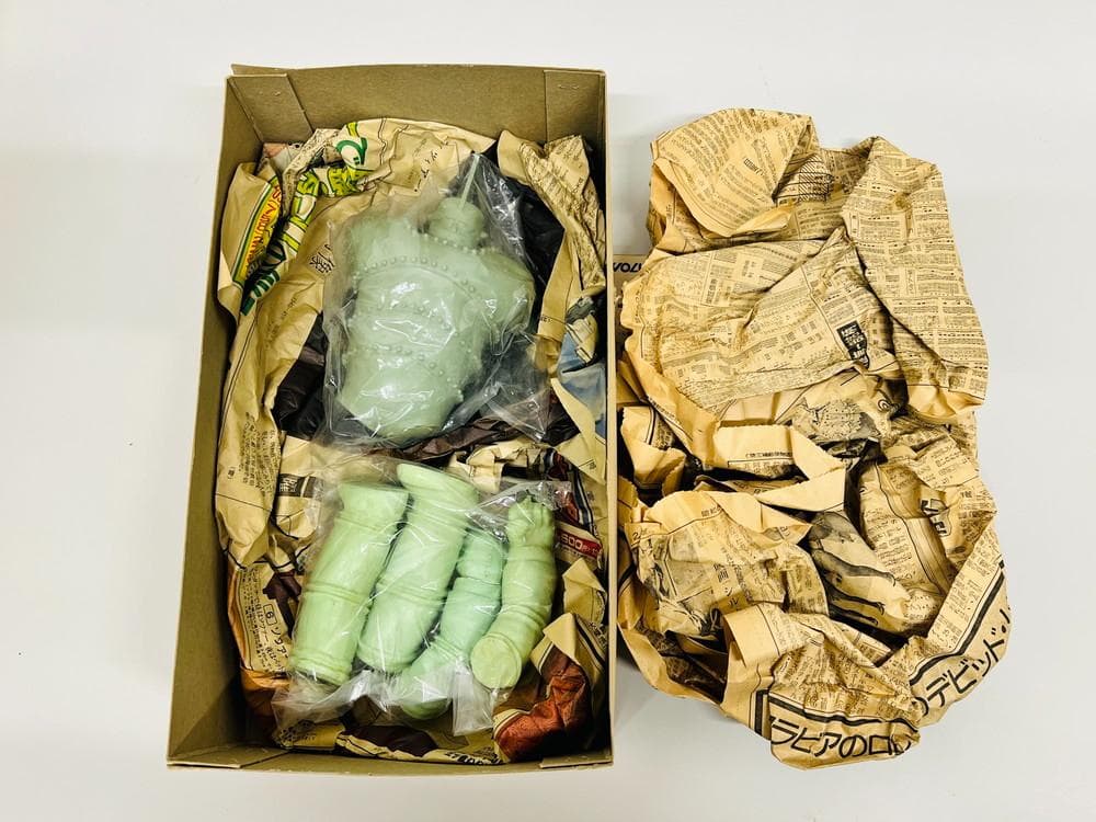 ◆VOLKS ビジュアルコレクション V-3号 オリエントヒーロー 09341