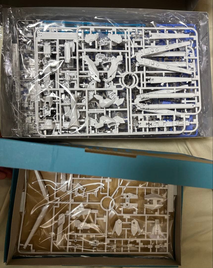 ガンプラ　HG ハイニューガンダム　ヴレイブ　アメイジングレヴD GPB