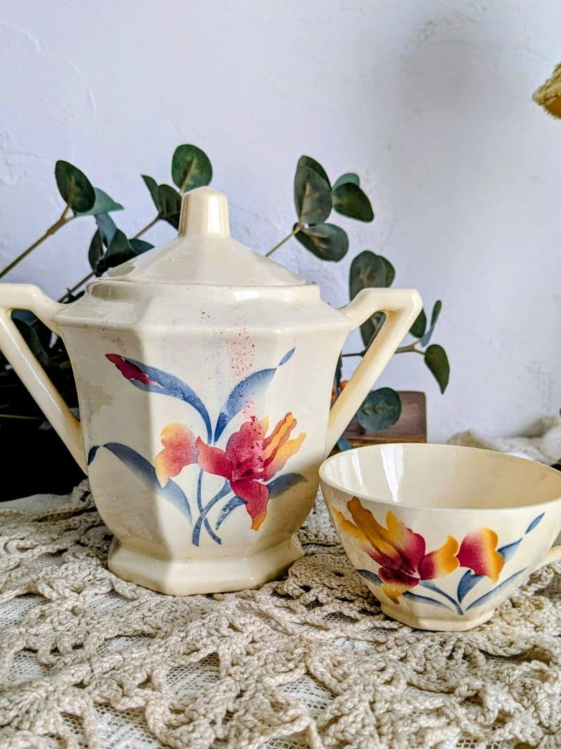 ディゴワン サルグミンヌ シュガーポットとカップのセット フランス