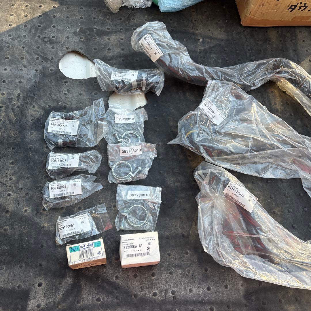 サンバー　ラジエーター　ホース