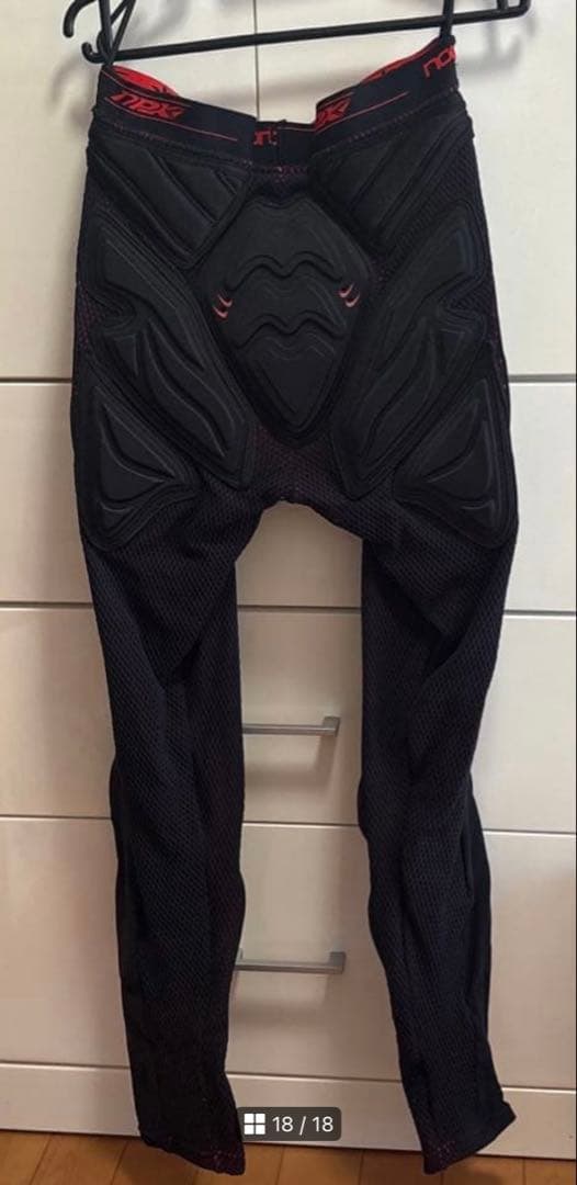 ノースピーク スノボ　プロテクター　上下　XL 新品　タグ付　黒　転倒対策