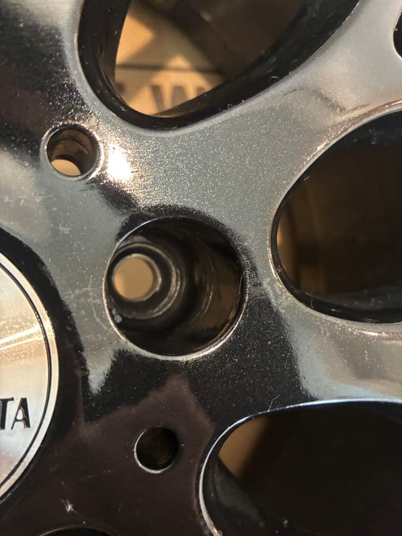 塚越さんさん専用　 ロクサーニ　マルチフォルケッタ　スタッドレス　4本セット