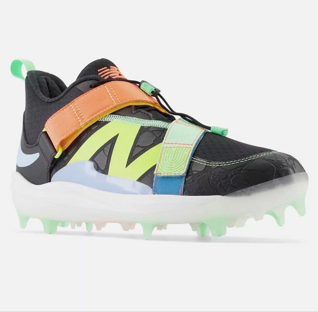 野球　スパイク25センチ