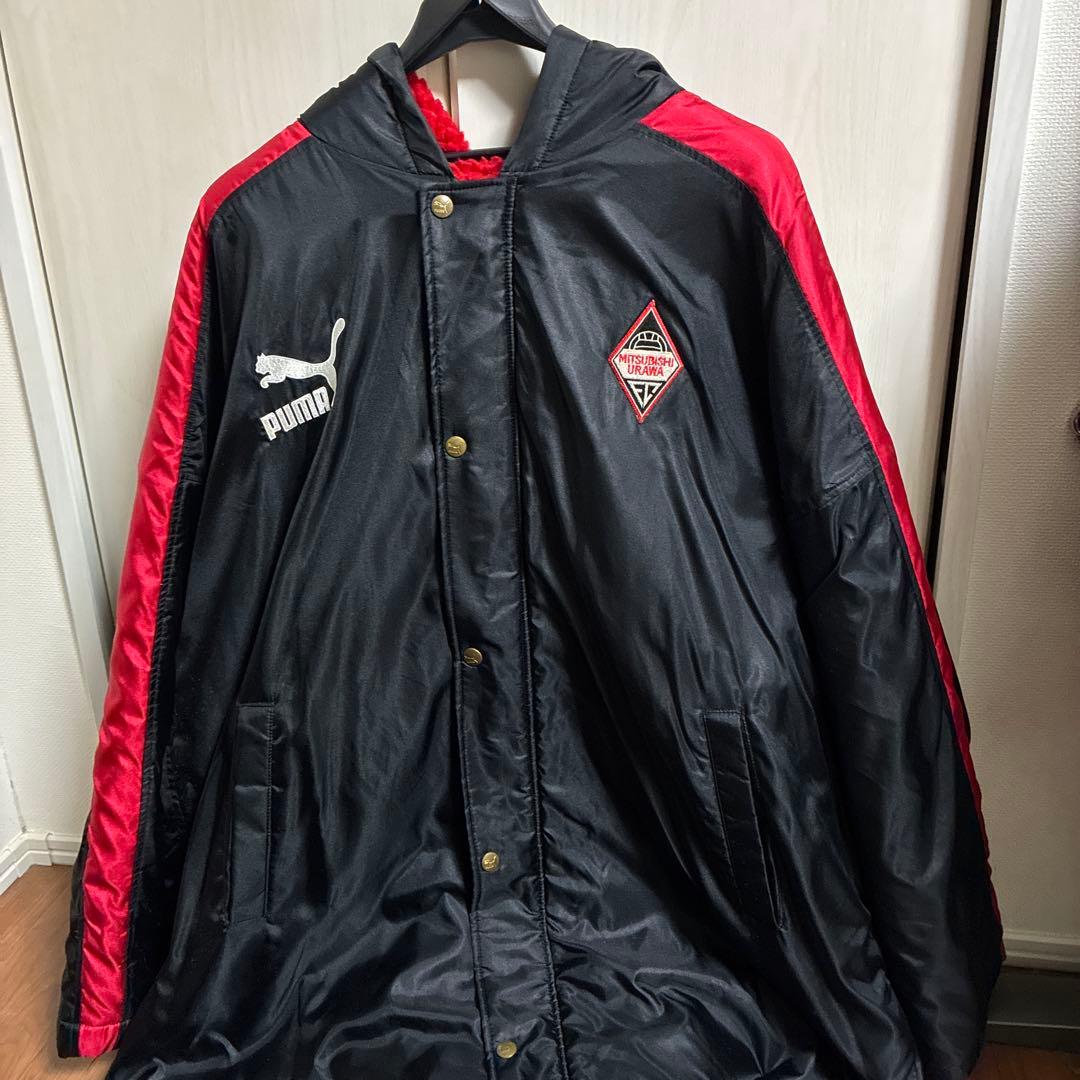 非売品　浦和レッズ　PUMA製 ロングダウンコート