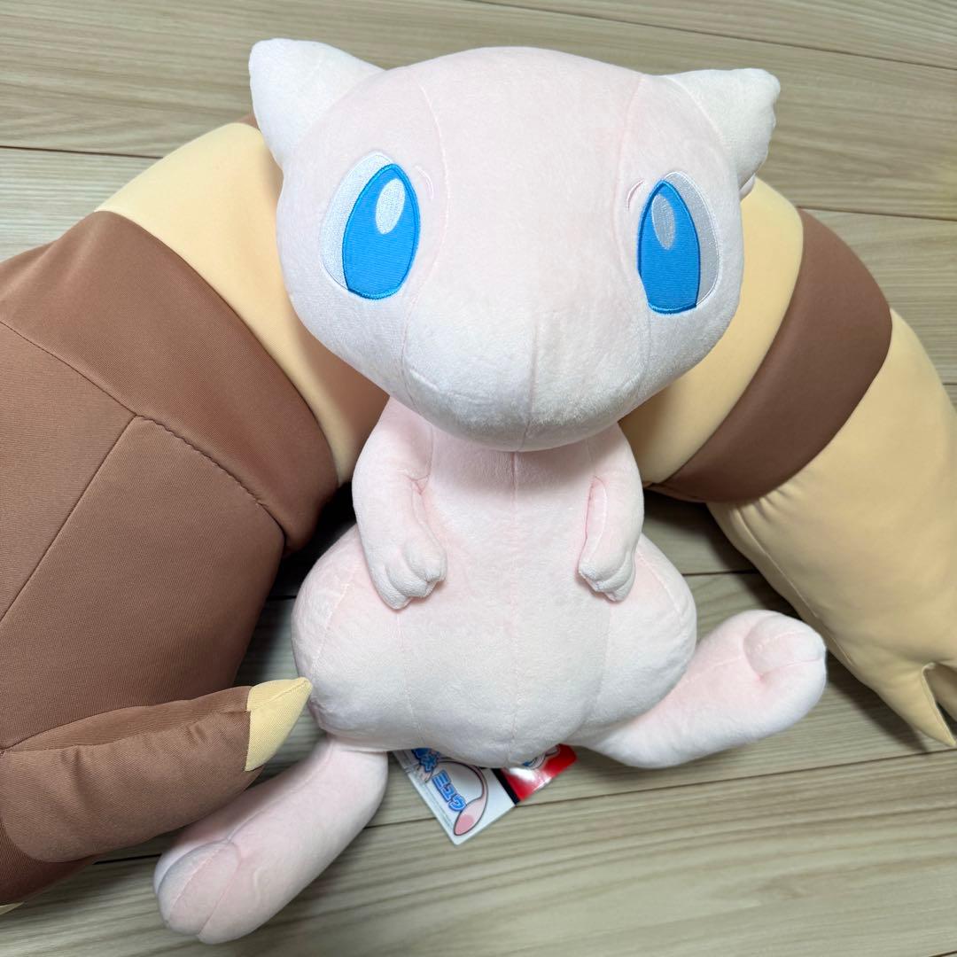 ミュウ　等身大　ポケモン　ぬいぐるみ　タグあり