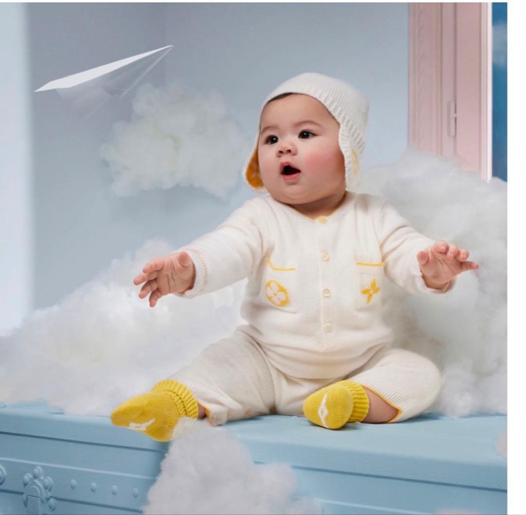 ルイヴィトン　カシミヤ100 ロンパース