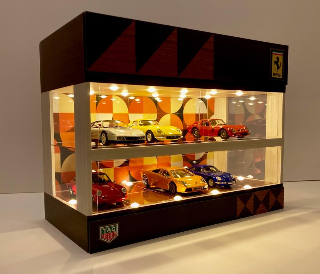 1/43展示可・Bauhausデザイン・照明付ディスプレーBOX /ネオジオラマ