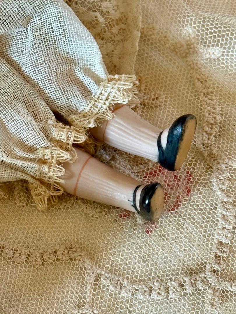 アンティーク　ミニョネット　ドール　リボン刺繍カルトナージュセット