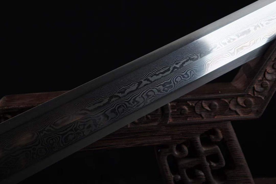 龍—-大剣（黒い魚皮タイプ） 古兵器 武具　刀装具　日本刀　模造刀 居合刀 長尺