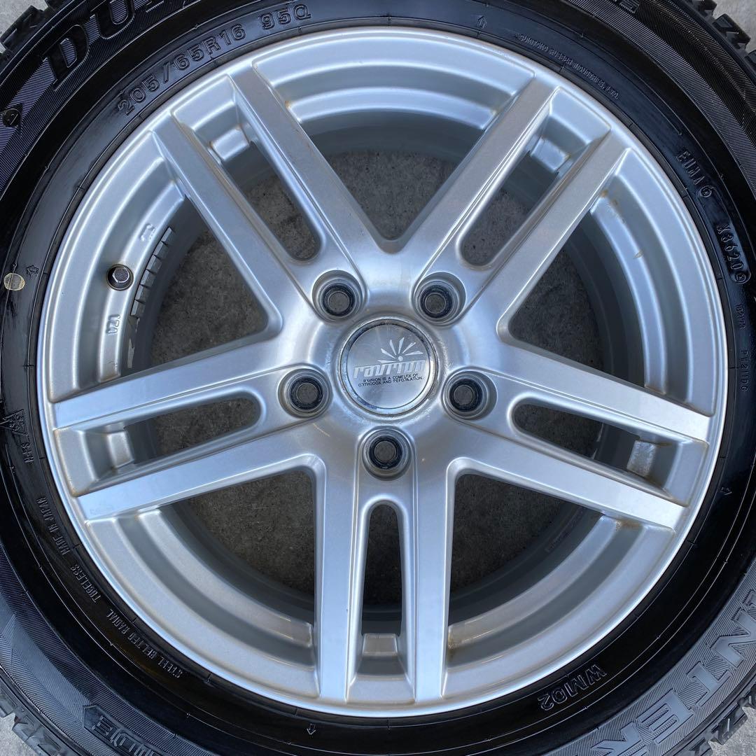 中古バリ溝ダンロップスタッドレスセット205/65R16 ヤリスクロス