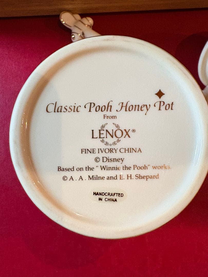 プーさんのハニーポット 陶磁器製